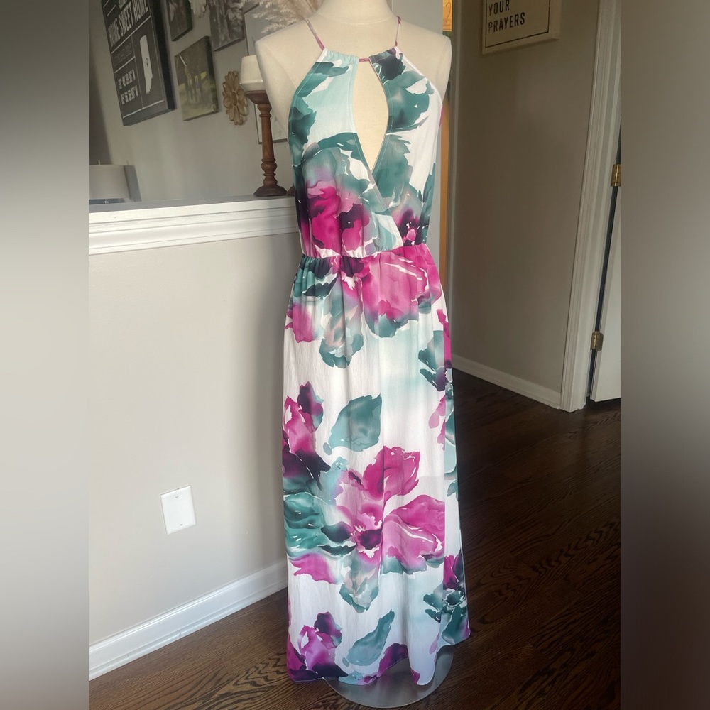 Pink Lily floral open keyhole front maxi dress S